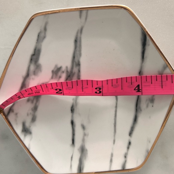 Pier One marble with gold trim keepsake gray- NIB- NWT - Picture 3 of 5